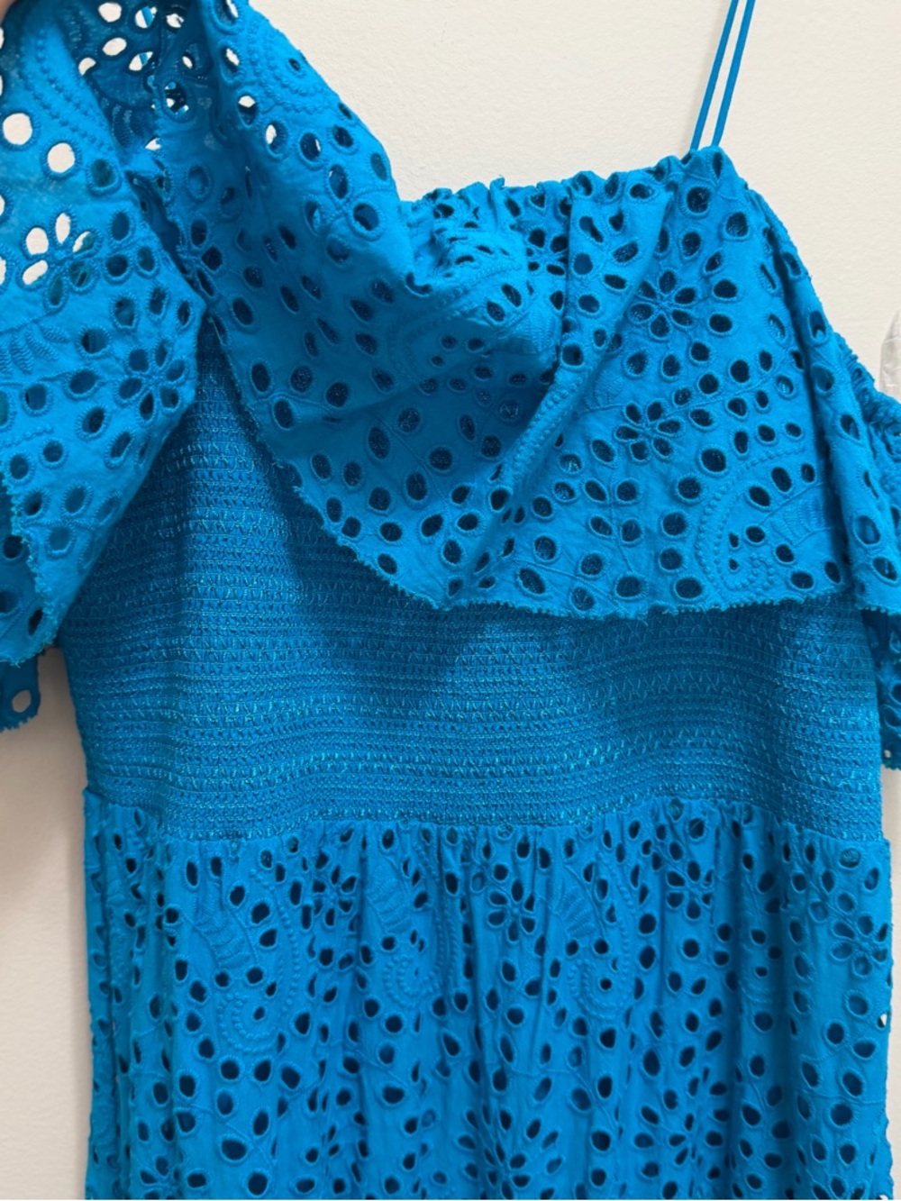NWT Alice + Olivia Kia Eyelet Ruffle Tiered Maxi Dress in Ocean Blue Size 10 - Picture 4 of 9